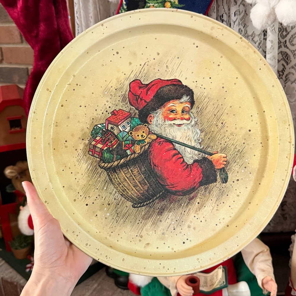Vintage 1986 Potpourri Press Santa Claus Christmas Tin Serving Platter Tray